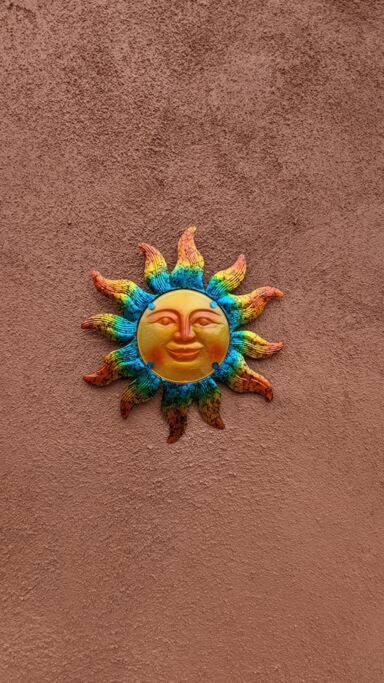 Magical Santa Fe Stay, Minutes From Town Square, Sleeps 4, Includes Free Parking And Outdoor Hot Tub! Exterior foto